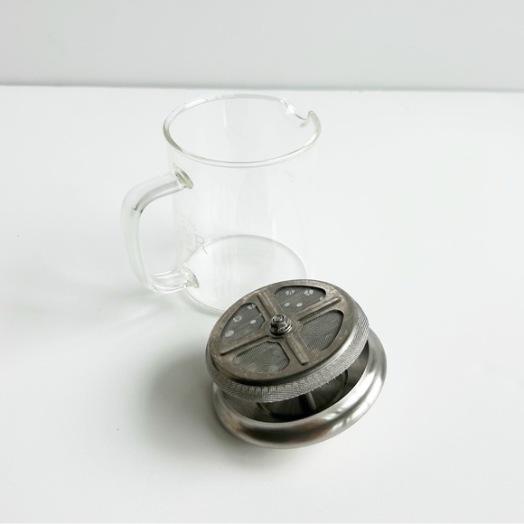 Tea Runners Easy Brew Glass Teapot - Picture 4 of 7